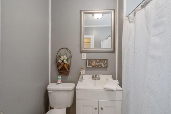 Apartment Modern 1br Near U, Zoo & Dome, Fast Wifi