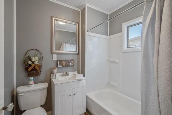 Modern 1br Near U, Zoo & Dome, Fast Wifi Apartment
