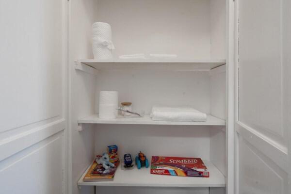 Modern 1br Near U, Zoo & Dome, Fast Wifi Appartement *